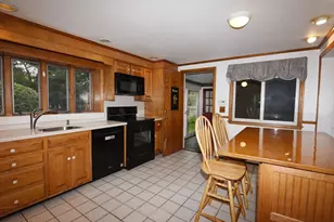 99 Louise Rd, Braintree, MA 02184 - Photo 9