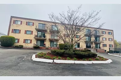 406 Broadway #301, Lynn, MA 01904 - Photo 11