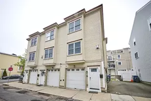 99 Bolton St, Boston, MA 02127 - Photo 15