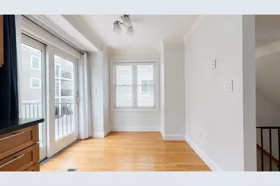 99 Bolton St #TH, Boston, MA 02127 - Photo 17