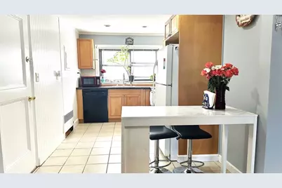 105 Nahant St #1, Lynn, MA 01902 - Photo 7