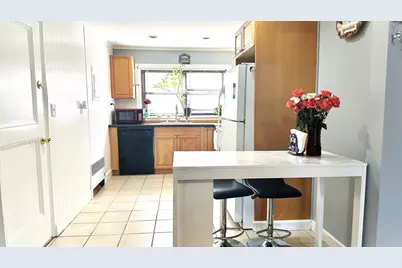 105 Nahant St #1, Lynn, MA 01902 - Photo 7