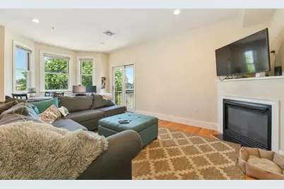 344 W Broadway #3, Boston, MA 02127 - Photo 5