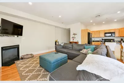 344 W Broadway #3, Boston, MA 02127 - Photo 7