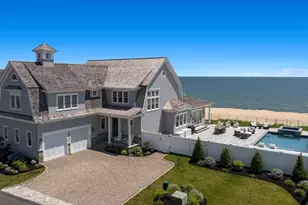 50 Coastline Dr, Mashpee, MA 02649 - Photo 1