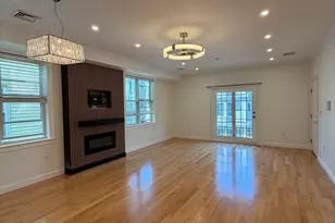 8-10 Howell St, Boston, MA 02125 - Photo 1