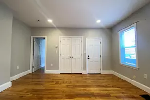 10 Howell Ct, Chelsea, MA 02150 - Photo 3