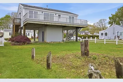 192 Swifts Beach Road, Wareham, MA 02571 - Photo 9