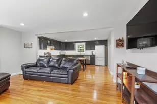 106 Eugene St, Leominster, MA 01453 - Photo 5
