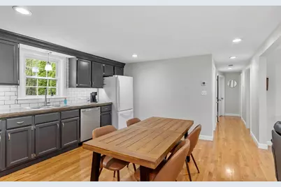 106 Eugene St, Leominster, MA 01453 - Photo 9