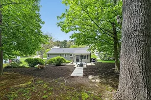 10 Autumn Cir, Hingham, MA 02043 - Photo 35