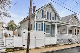 42 D St, Lowell, MA 01851 - Photo 1