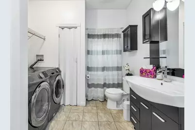 42 D St, Lowell, MA 01851 - Photo 17