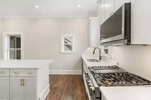 30 Thornley St, Boston, MA 02125 - Photo 9
