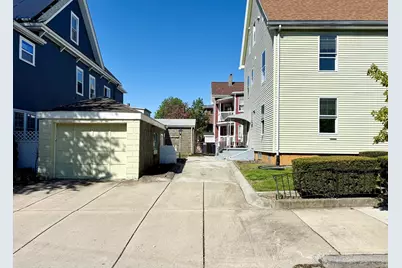 41 Winthrop St, Everett, MA 02149 - Photo 23