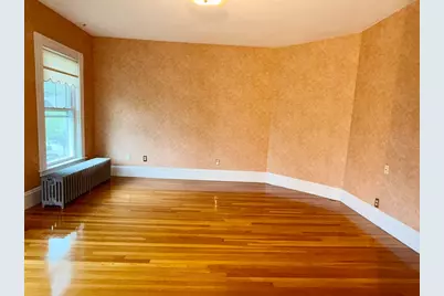 41 Winthrop St, Everett, MA 02149 - Photo 11