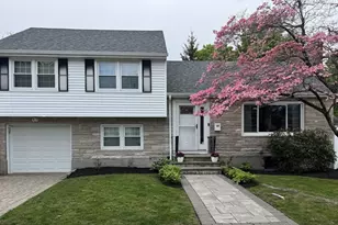 1 Deroma Rd, Boston, MA 02132 - Photo 27