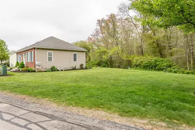 11 Woods Edge #11, Lakeville, MA 02347 - Photo 23