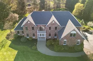 12 Arrowhead Ln, Westborough, MA 01581 - Photo 3