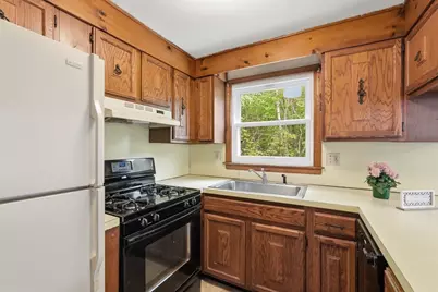 130 Crooked Ledge, Southampton, MA 01073 - Photo 21