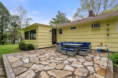 369 Central Tpke, Sutton, MA 01590 - Photo 15
