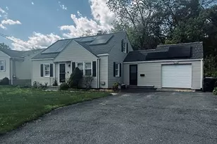 36 Oconnell Rd, Springfield, MA 01104 - Photo 1