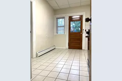12 Evergreen Sq #1, Somerville, MA 02143 - Photo 3