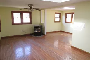 128 Adams Rd, Grafton, MA 01536 - Photo 3