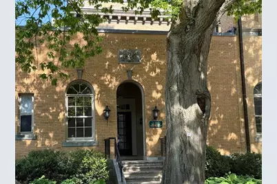 60 E Glen Rd #306, Brookline, MA 02445 - Photo 1