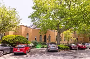 60 E Glen Rd, Brookline, MA 02445 - Photo 3