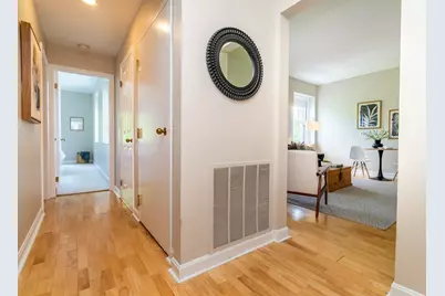 60 E Glen Rd #306, Brookline, MA 02445 - Photo 5