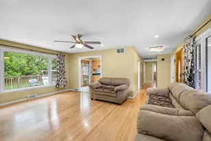 72 Paulson Dr, West Springfield, MA 01089 - Photo 5