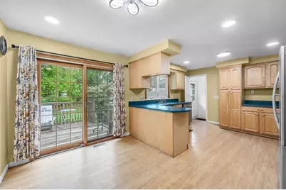 72 Paulson Dr, West Springfield, MA 01089 - Photo 9