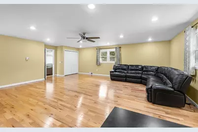 72 Paulson Dr, West Springfield, MA 01089 - Photo 9