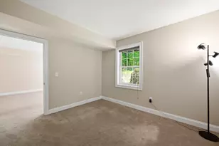 24 Greenleaves Dr, Amherst, MA 01002 - Photo 13