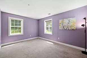 24 Greenleaves Dr, Amherst, MA 01002 - Photo 11
