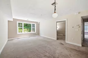 24 Greenleaves Dr, Amherst, MA 01002 - Photo 7