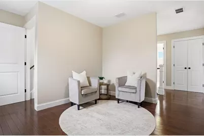 242 Pleasant St, Melrose, MA 02176 - Photo 25
