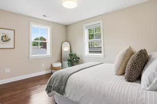 242 Pleasant St, Melrose, MA 02176 - Photo 21