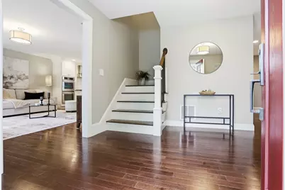 242 Pleasant St, Melrose, MA 02176 - Photo 15
