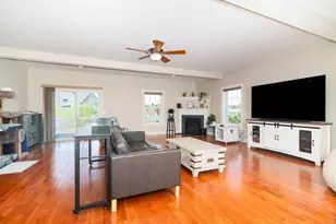 51 Tamarack Rd, Dracut, MA 01826 - Photo 7