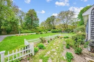 24 Acorn Dr, Barnstable, MA 02668 - Photo 5
