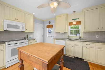 24 Acorn Dr, Barnstable, MA 02668 - Photo 11