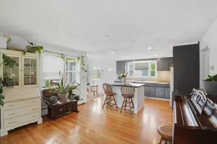 10 Newton St, Hull, MA 02045 - Photo 9