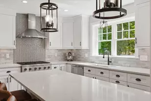 8 Edgewood Rd, Middleton, MA 01949 - Photo 13