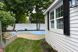 2 Mechanic St, Merrimac, MA 01860 - Photo 27