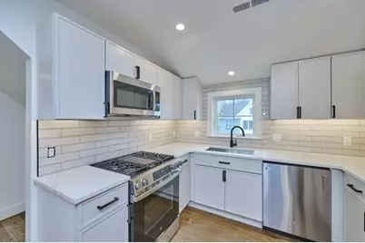 59 Wellington #3, Waltham, MA 02451 - Photo 3
