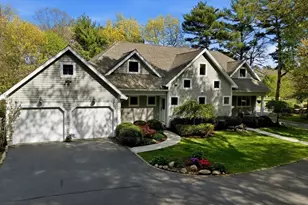 7 Shadow Farm Ln, Rochester, MA 02770 - Photo 3