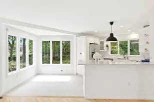 7 Shadow Farm Ln, Rochester, MA 02770 - Photo 11