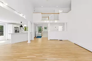 7 Shadow Farm Ln, Rochester, MA 02770 - Photo 5